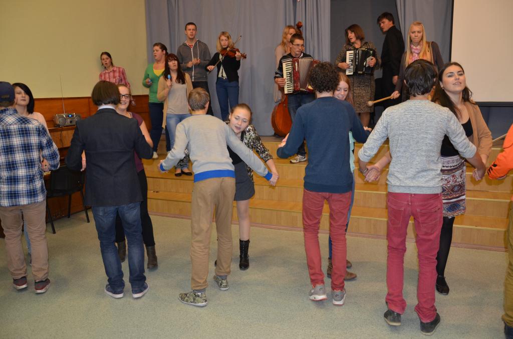 20131007 Skoleenu Apmainjas Projekta Ietvaros Preiljos Viesojas Jaunieshi No Holandes Merletkoledzhas 0092