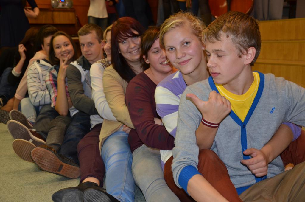 20131007 Skoleenu Apmainjas Projekta Ietvaros Preiljos Viesojas Jaunieshi No Holandes Merletkoledzhas 0093